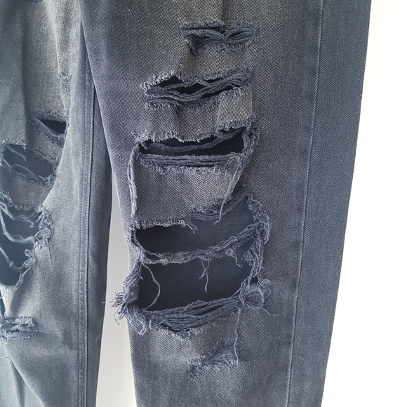 AMERICAN EAGLE Black Distressed + Torn Mom Denim Jeans - Picture 4 of 11